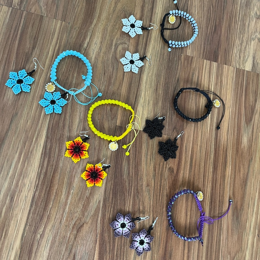 Handmade sets - Picture 3 of 3